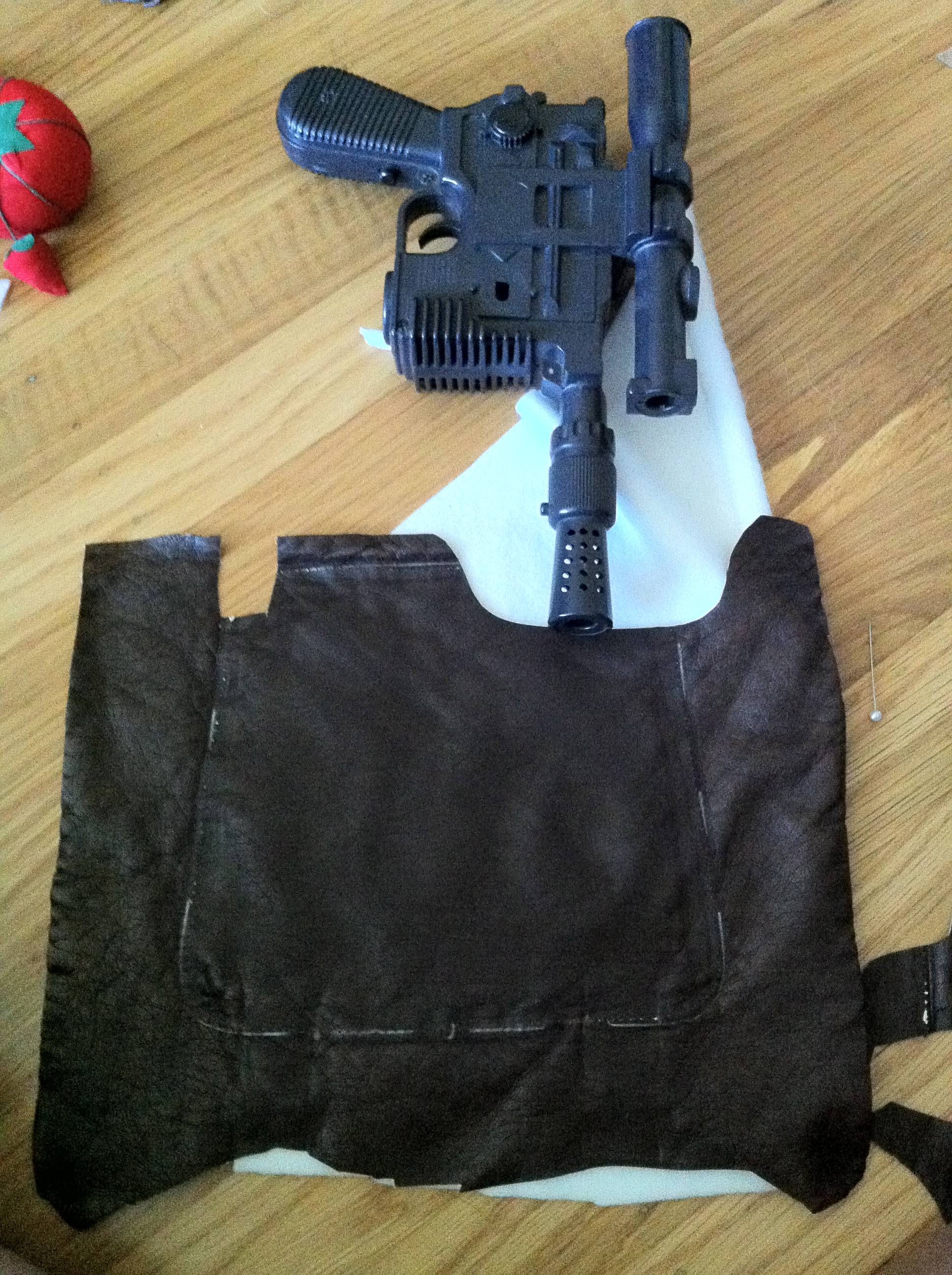 Han Solo Cosplay Tutorial Han’s Belt and Holster (Part 2.5 of 3) the